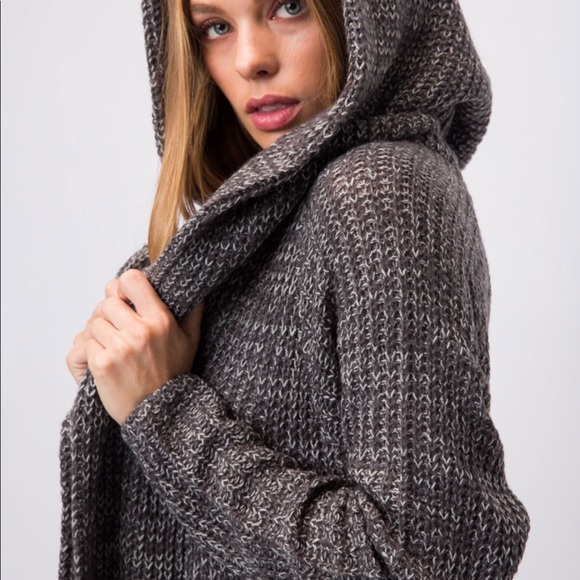 Comfy Chunky Two Toned Knit Hoodie Cardigan - Picture 3 of 8